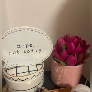 ($6) Speech Bubble Decor
